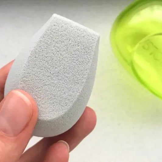 ECOTOOLS Travel Perfecting Sponge Makeup Blender With Case