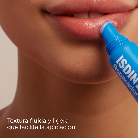 ISDIN Reparador Labial Fluido con Ácido Hialurónico, 10ml.